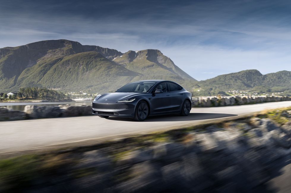 The new Tesla Model 3 Long Range Rear-Wheel Drive