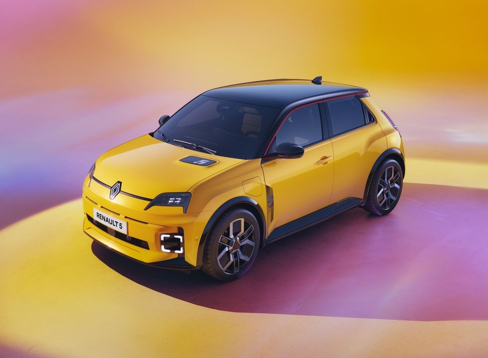 The Renault 5 E-Tech