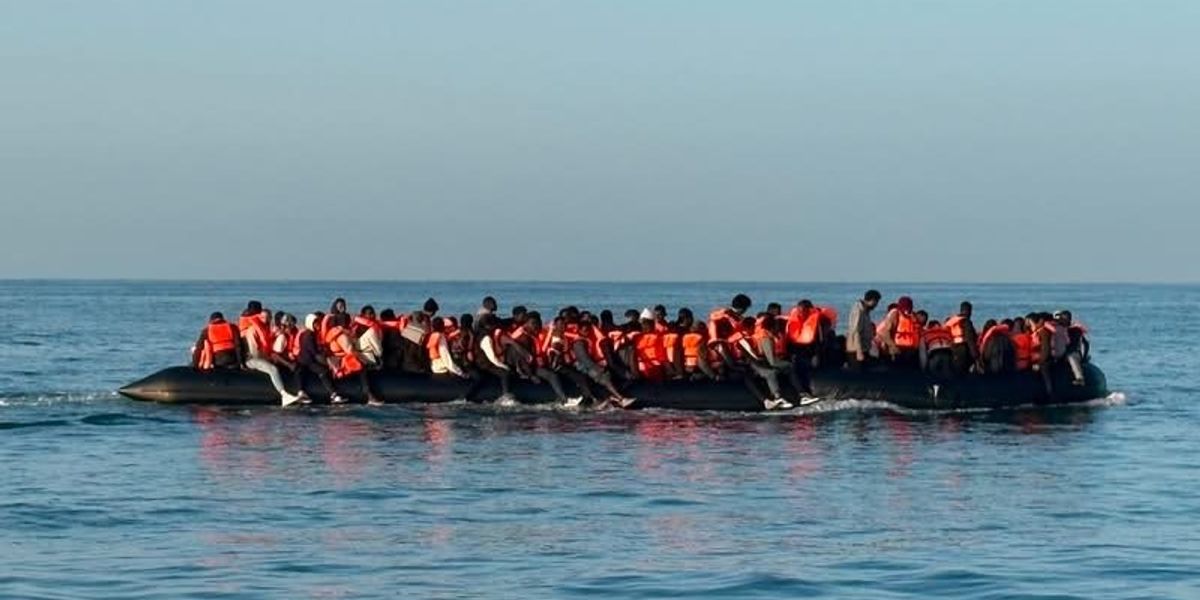 Almost 900 illegal migrants cross Channel in Andy Burnham's first week as PM as hundreds more arrive today