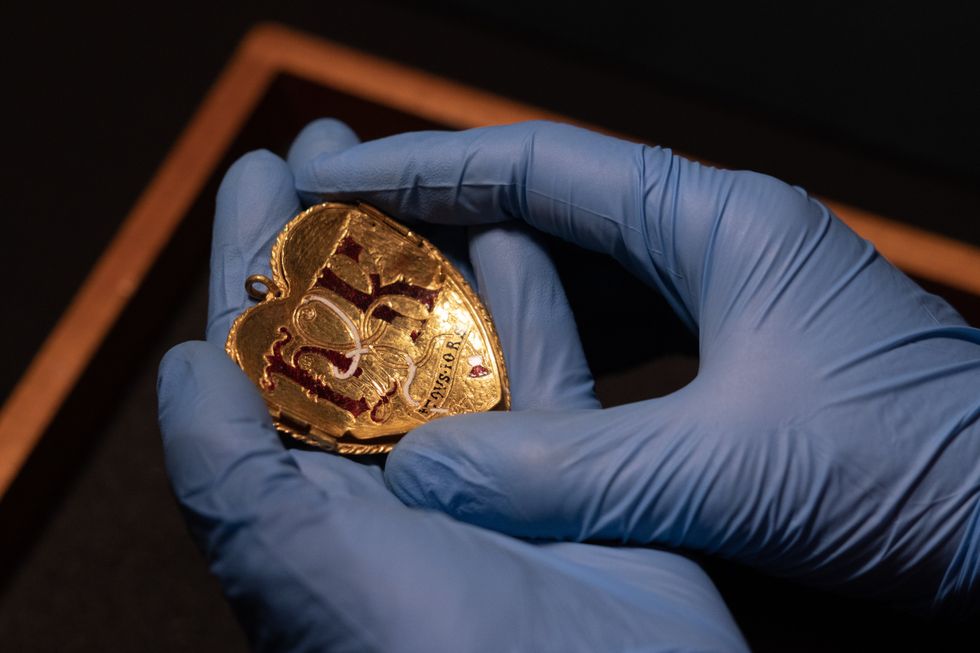 Tudor Heart