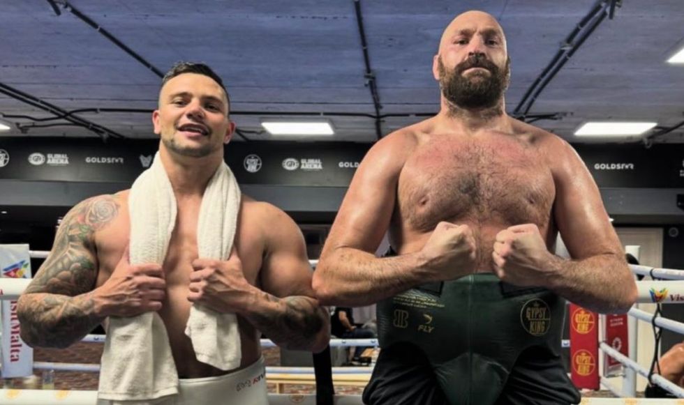 Tyson Fury looks in great shape for his fight