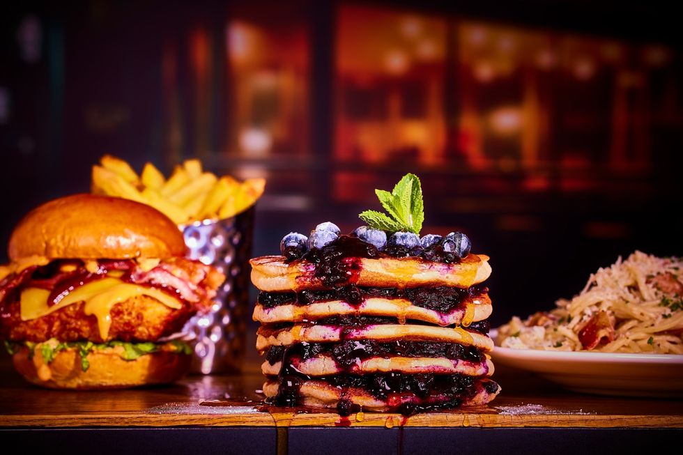 \u200bFRANKIE AND BENNY'S
