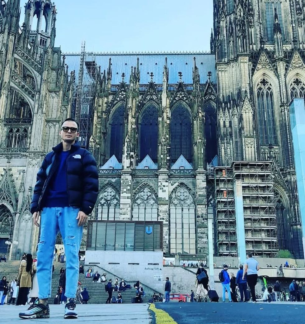 \u200bNikzad in Germany, outside of the Cologne Cathedral