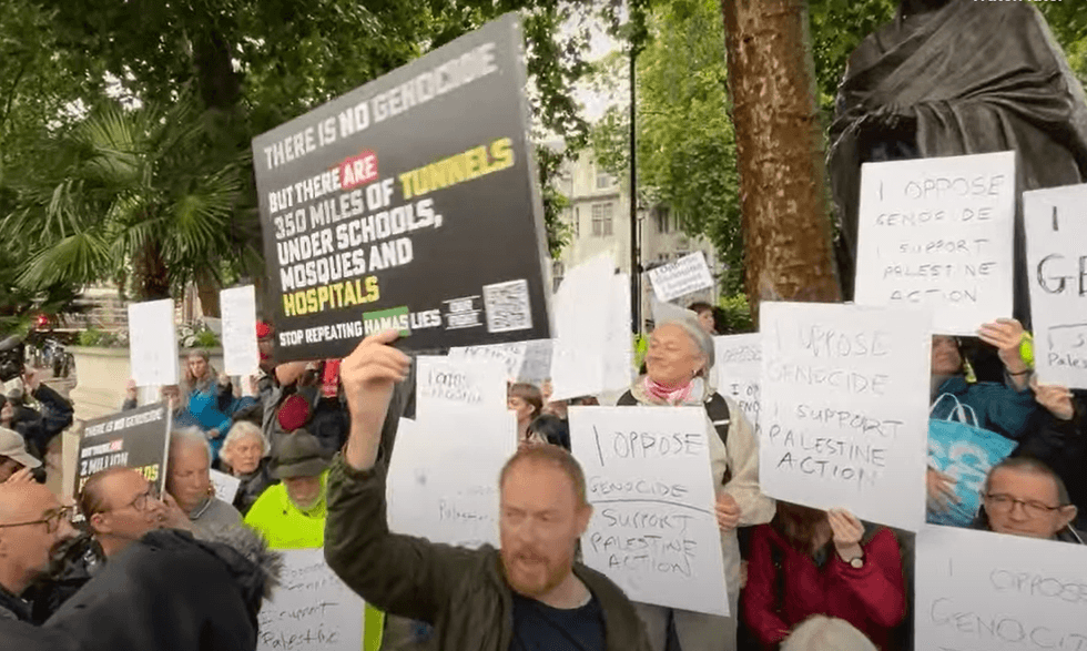 \u200bProtestors