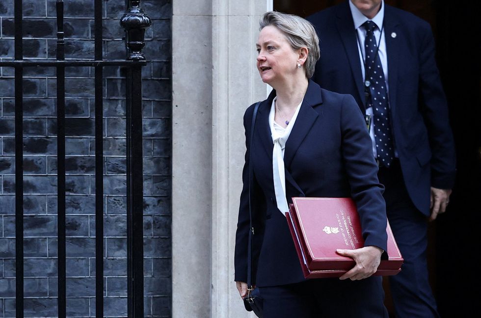 \u200bThe Foreign Secretary confirmed that approximately 300,000 British citizens