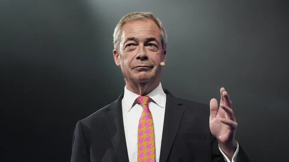 \u200bThe thought of Farage in No10 'terrifies' the EU