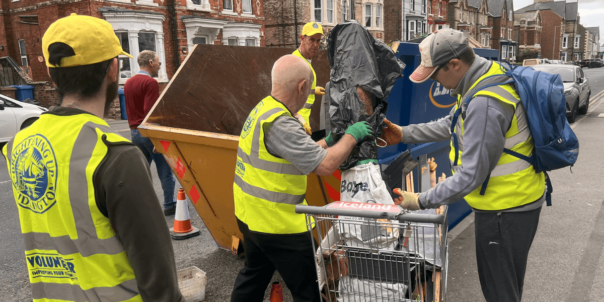 Army of volunteers band together to restore civic pride in historic seaside town