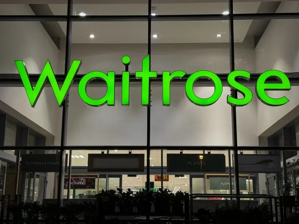 WAITROSE SHOP FRONT
