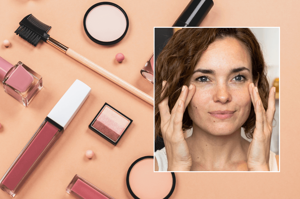 Woman touching eyes / make up