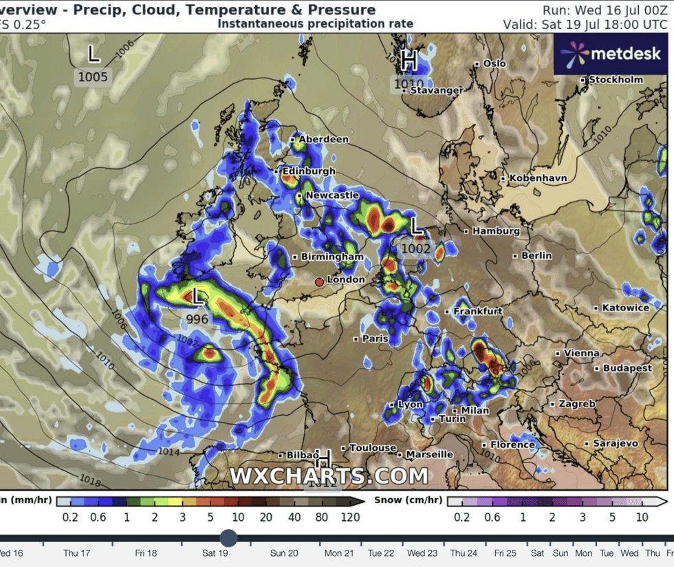 WXCHARTS still has downpours across the UK this weekend