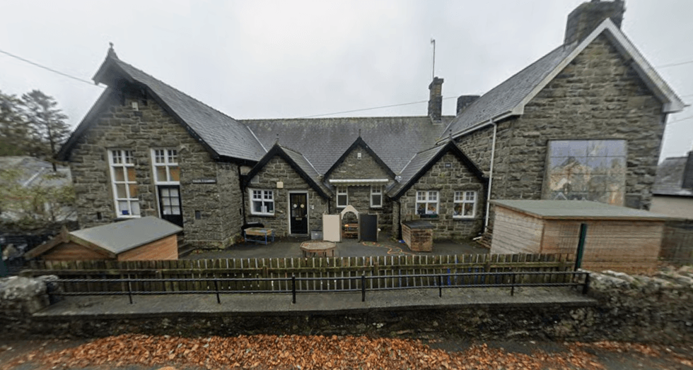 Ysgol Y Garreg